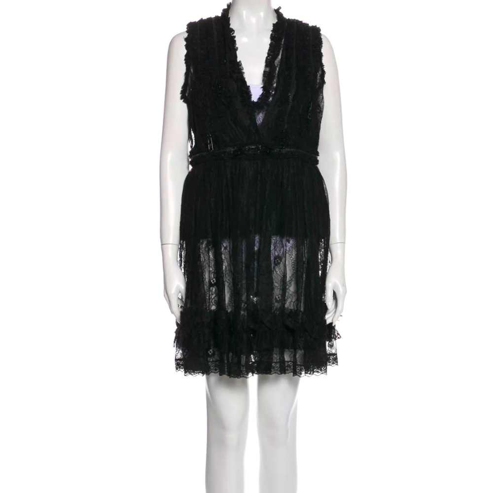 GIVENCHY
V-Neck Sleeveless Tunic